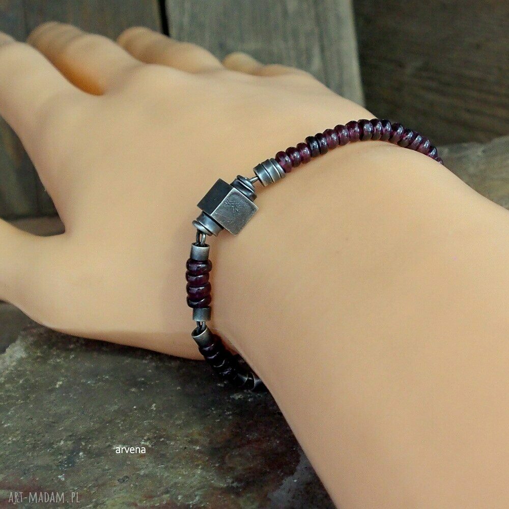 Oksydowana bransoletka ze srebra 925 z granatami (Arvena) - handmade