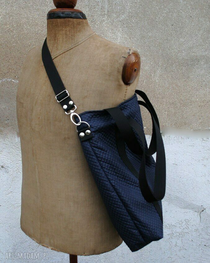 Granatowa pikowana torba na ramię w kształcie prostokąta - handmade Bags Philosophy