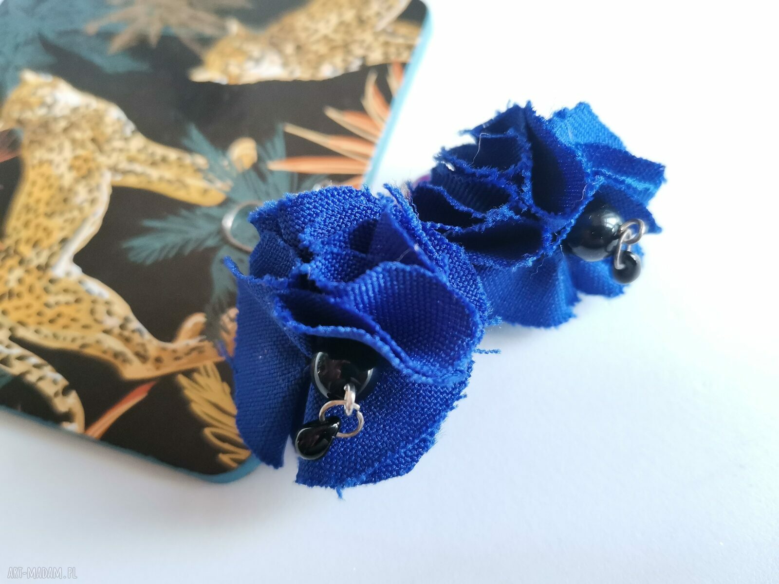 Kolczyki granatowe lekkie kwiaty Frida - handmade