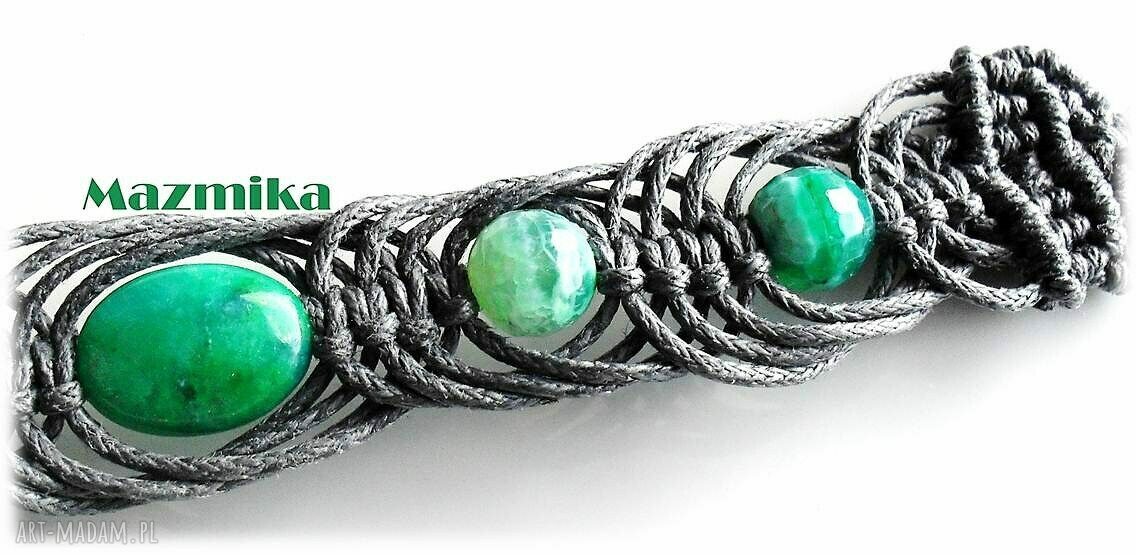 Gray&green - bransoletka makramowa z agatem fasetowanym i zielonymi akcentami