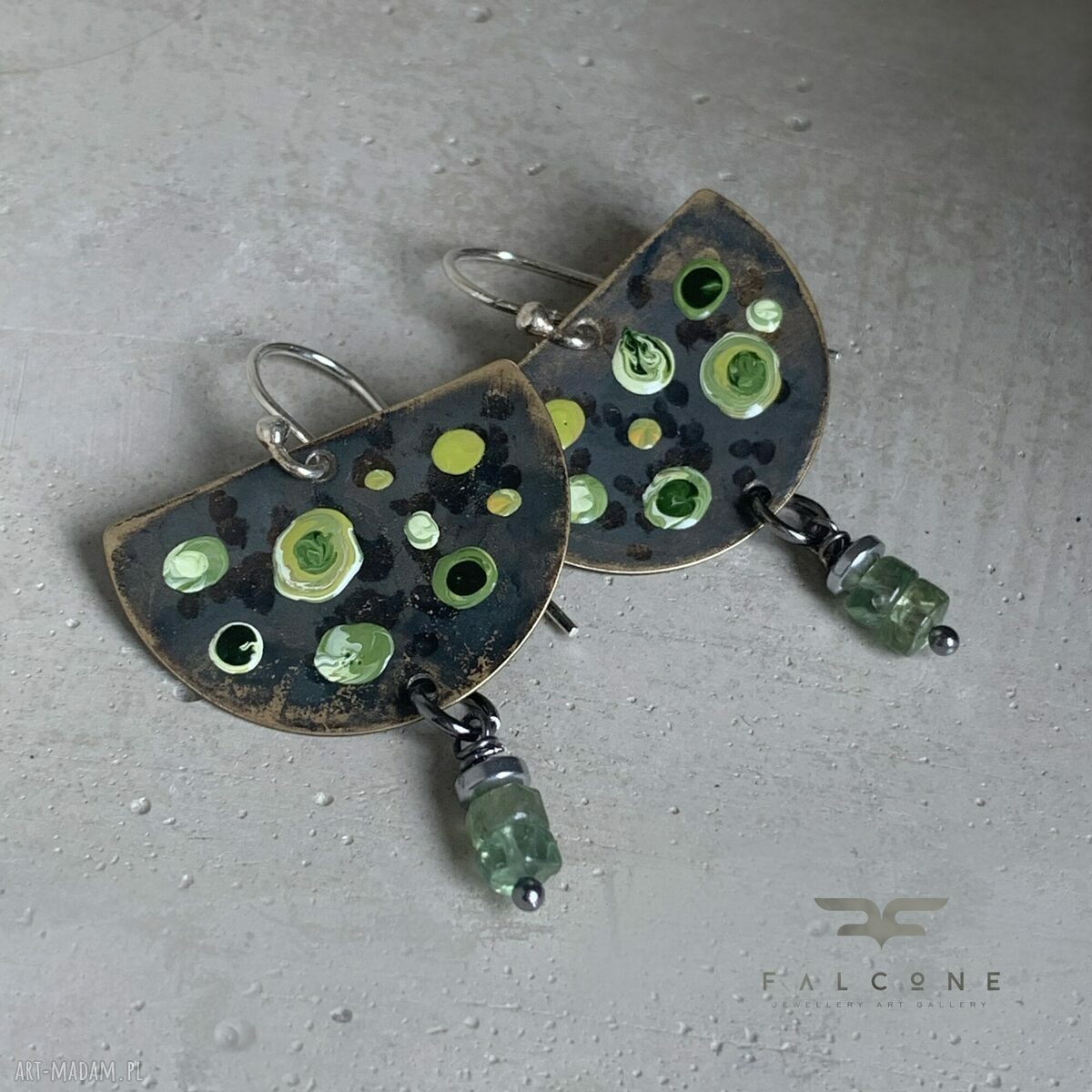 Kolczyki Green Dots & Apatite - zielone geometryczne kropki z apatytu, mosiądzu i srebra 925