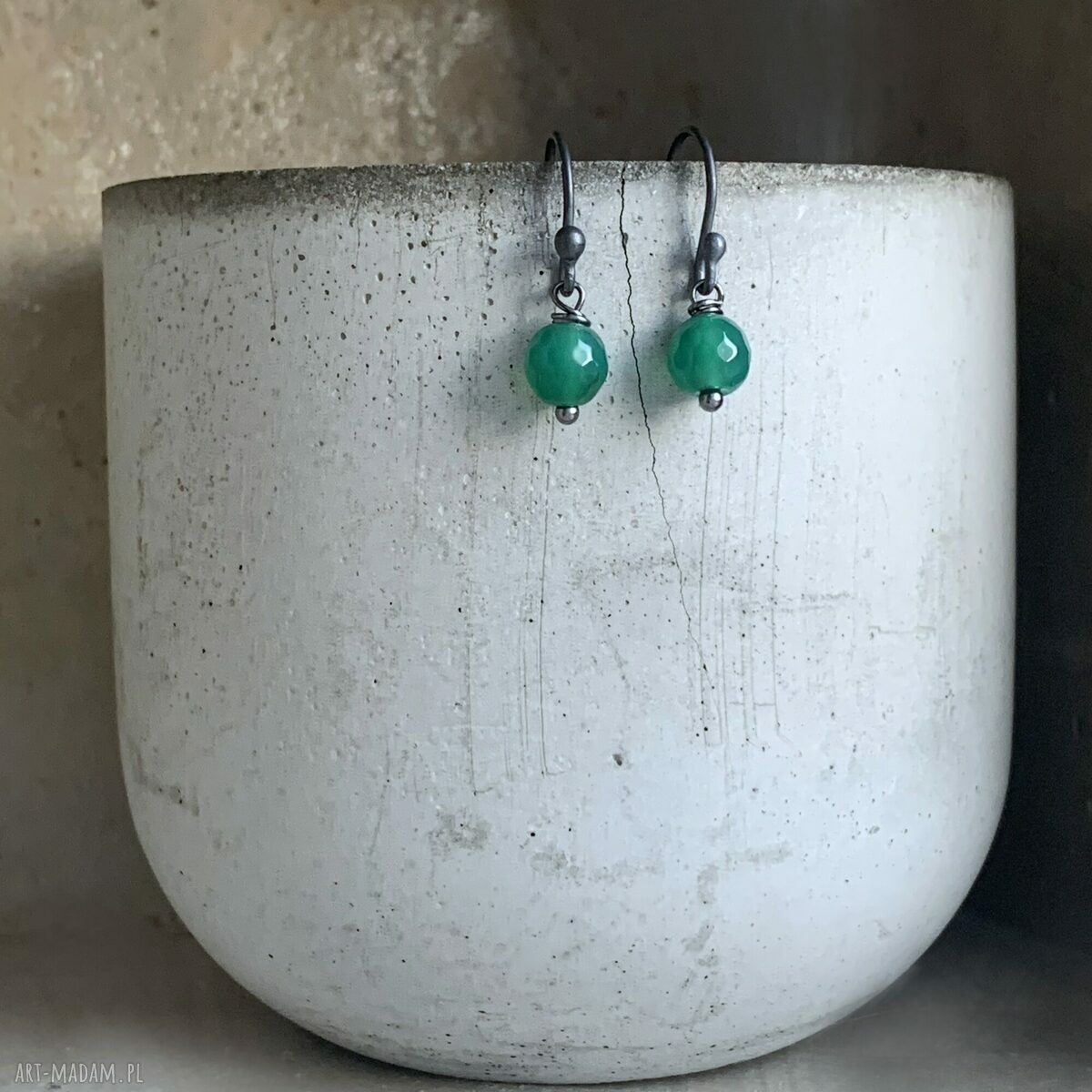 Kolczyki Green Onyx - fasetowane kulki onyksu w srebrnej oprawie