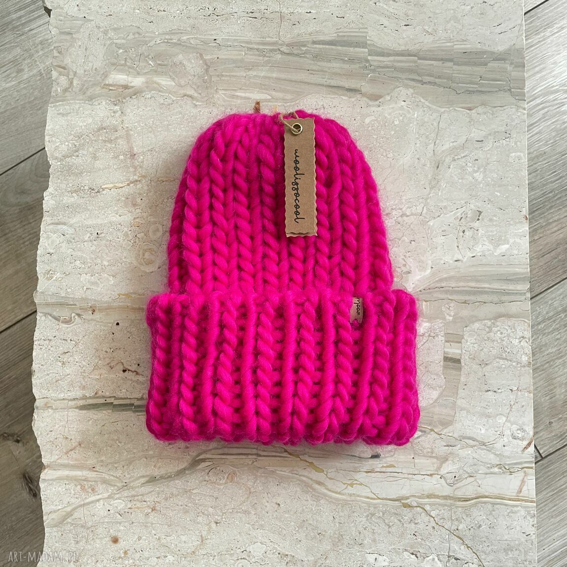 Czapka beanie chunky na zimę - gruba dzianina i ciepło od pierwszego założenia