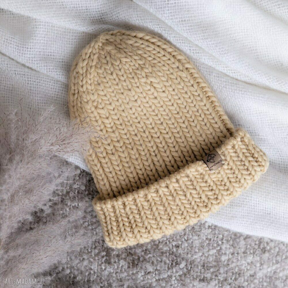 Miodowa gruba czapka zimowa chunky z 100% wełny peruwiańskiej