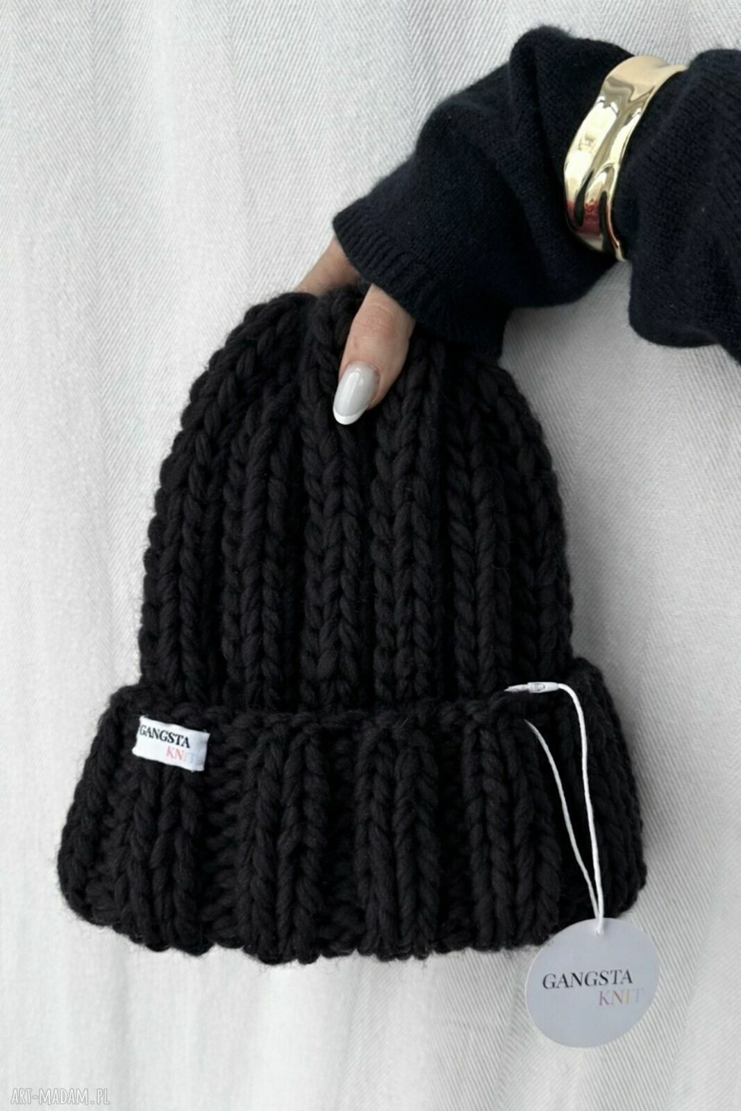 Gruba czarna czapka beanie z 100% wełny - ręcznie robiona