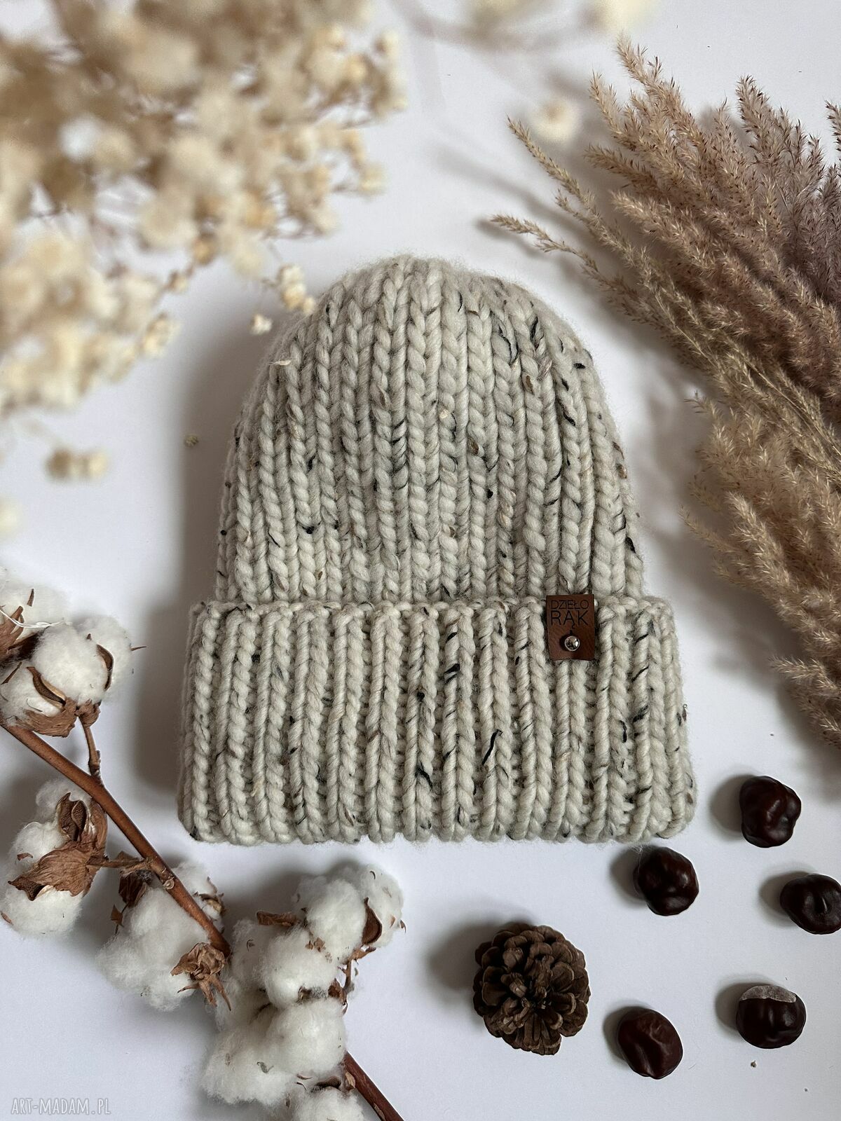 Gruba wełniana czapka oversize w kolorze tweed z szerokim wywinięciem