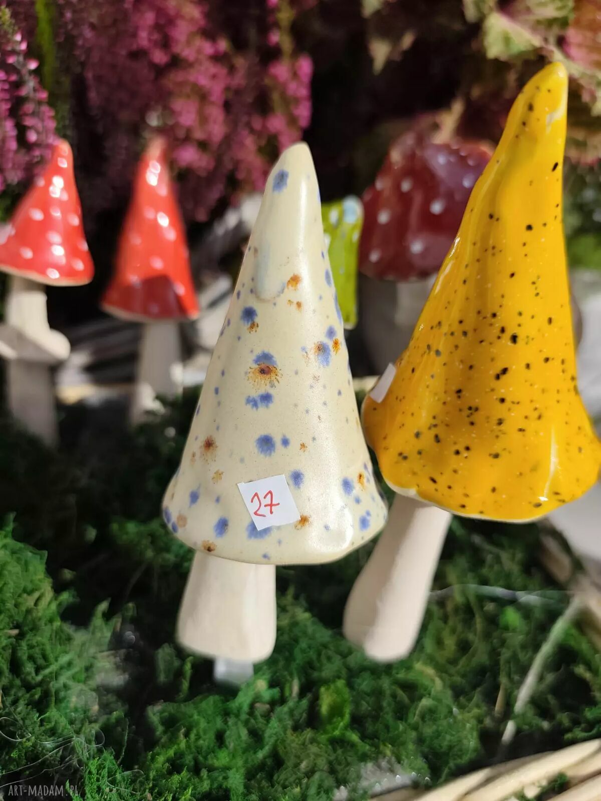 Ceramiczny grzybek na druciku do doniczki