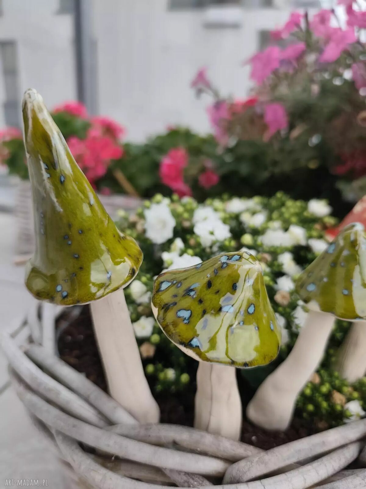 Ceramiczny grzybek do roślin i jesiennych dekoracji