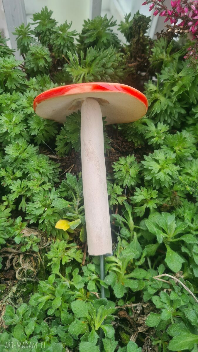 Grzybek ceramiczny na druciku - ozdoba do doniczki, rękodzieło