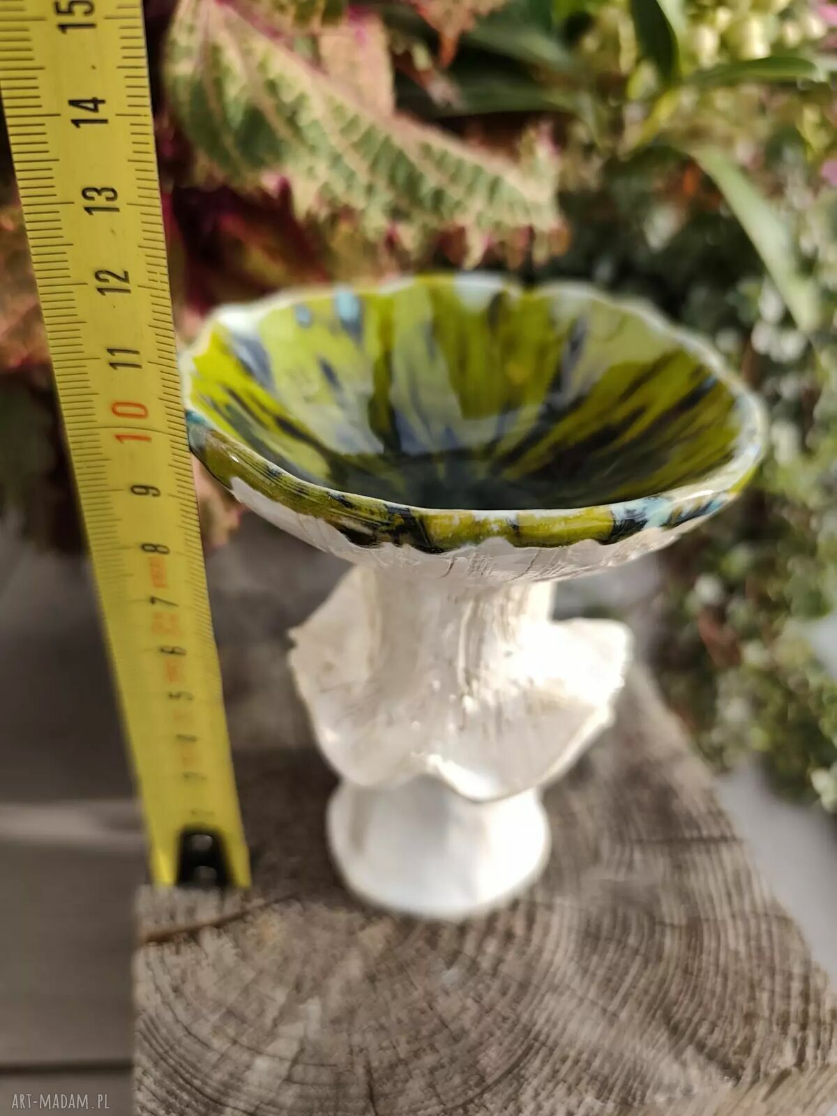 Ręcznie robiona ceramiczna miseczka w kształcie grzybka