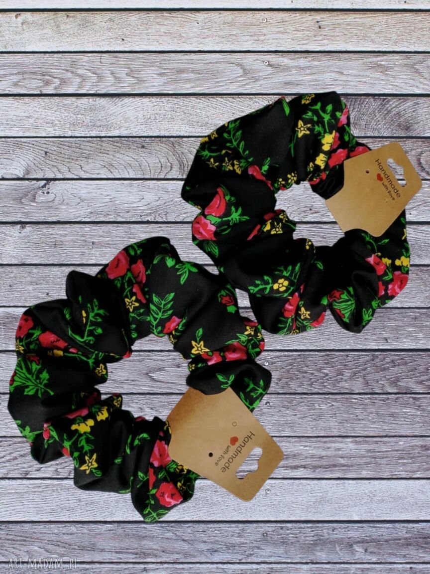 Gumka scrunchie folk