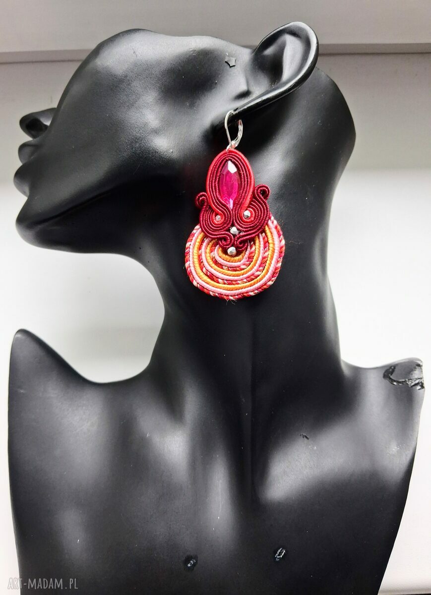 Kolczyki haftowane sutasz Red Spiral