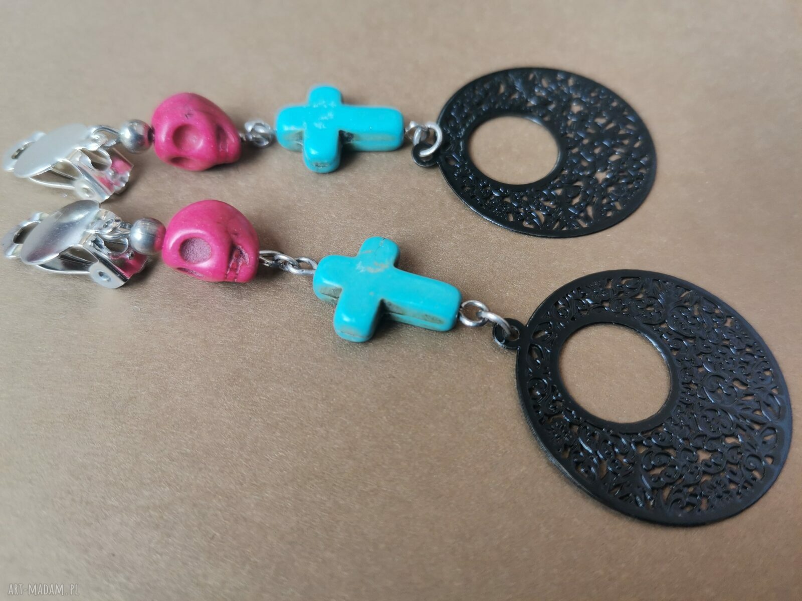 Klipsy Halloween z Czaszką Boho - lekkie frędzle (Box x1) dla kobiet