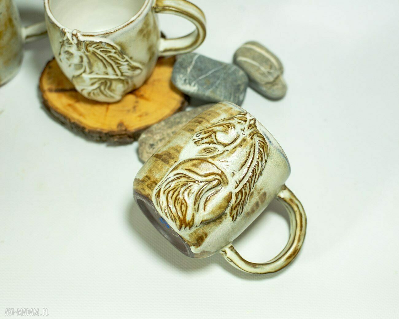 Handmade ceramiczny duży kubek z koniem - Piernikowe Love 420 ml