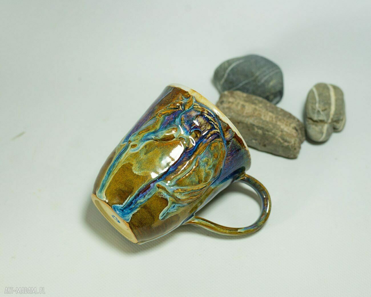 Duży kubek ceramiczny z koniem - handmade do herbaty 420 ml