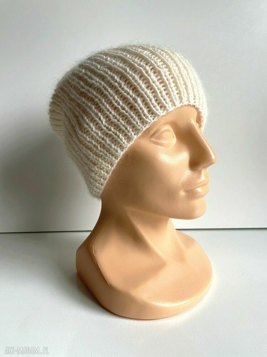 Czapka damska AUREA z baby merino, moherem i jedwabiem - ecru