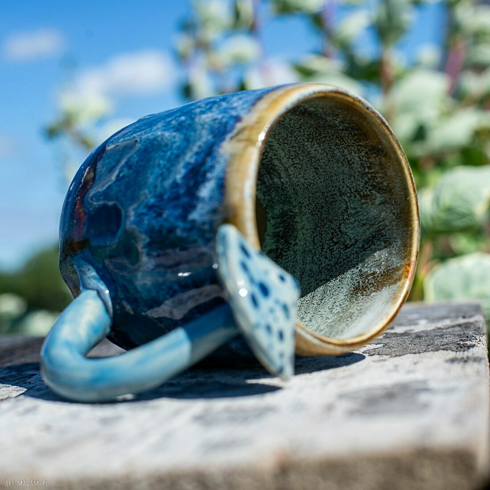 Kubek ceramiczny z muchomorkami - leśne rękodzieło 550 ml