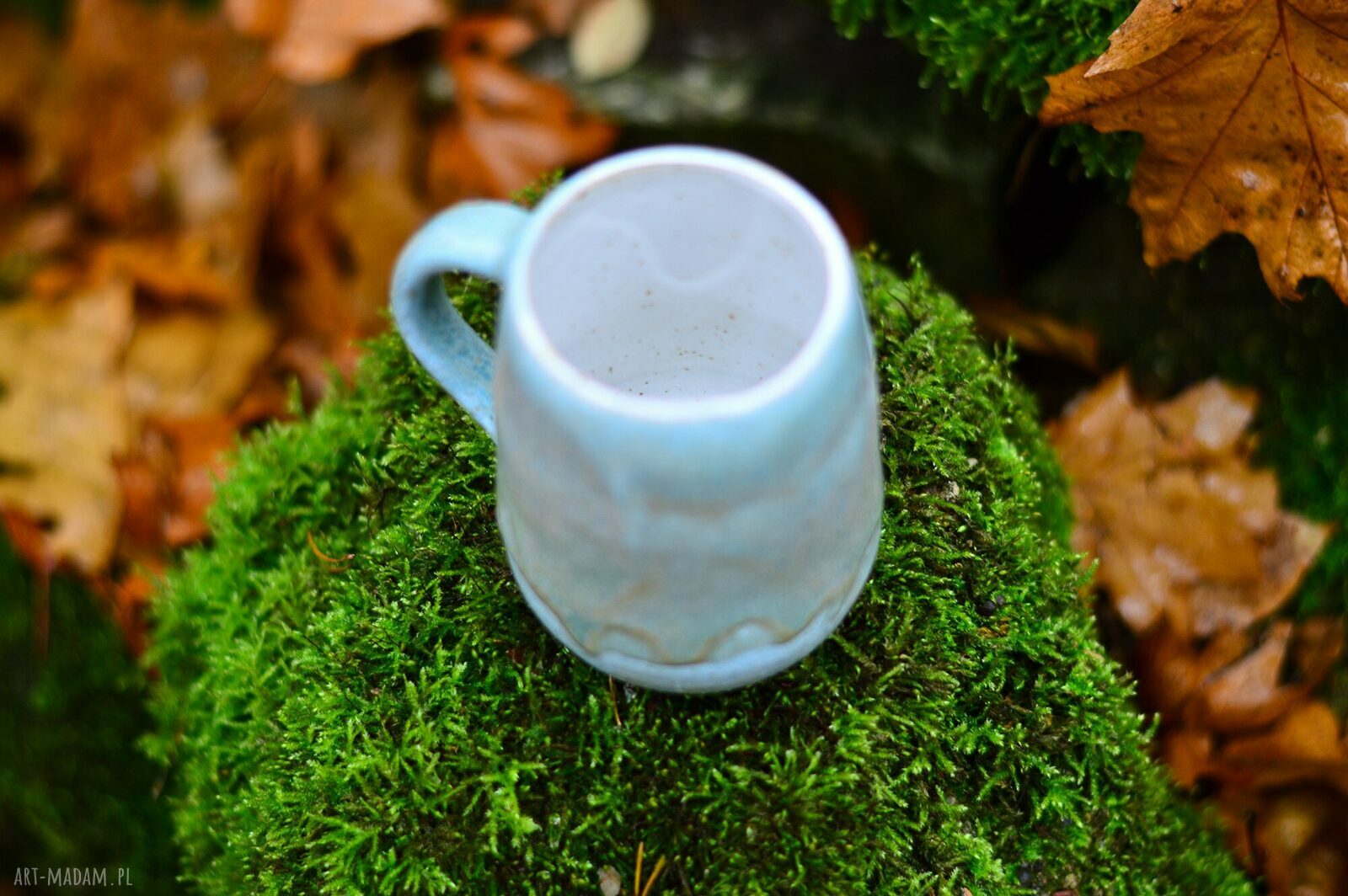 Duży kubek kamionkowy z koniem 430 ml - miętowo-beżowy