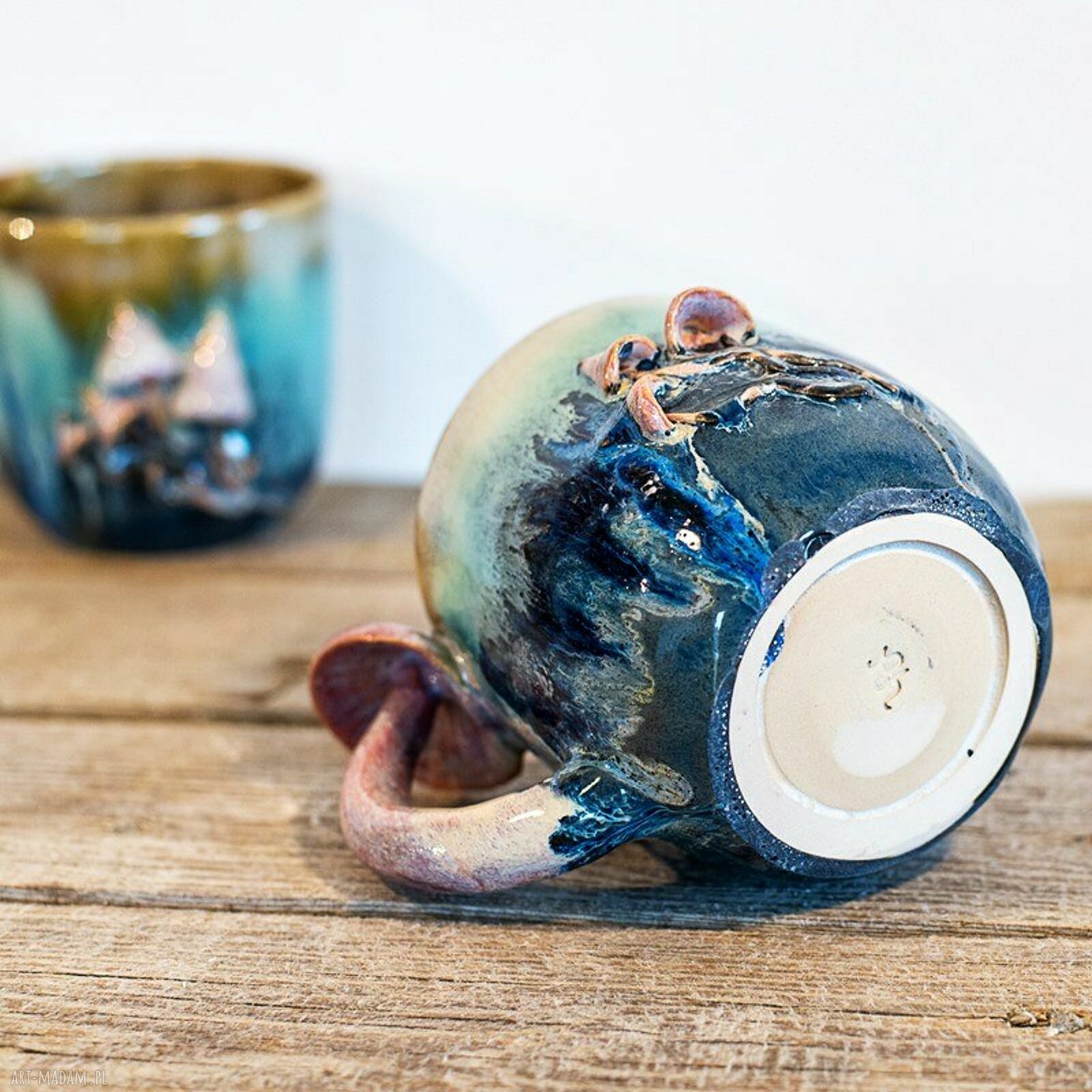 Handmade kubek z grzybkami „Nocna Aurora” - 500 ml
