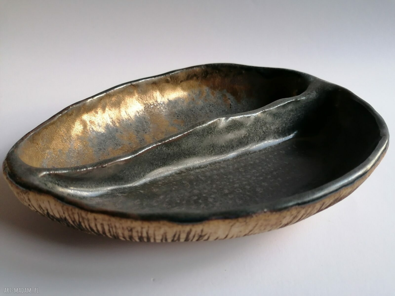 Złoto-grafitowa miseczka orzeszek - ręcznie wykonana ceramika na przekąski