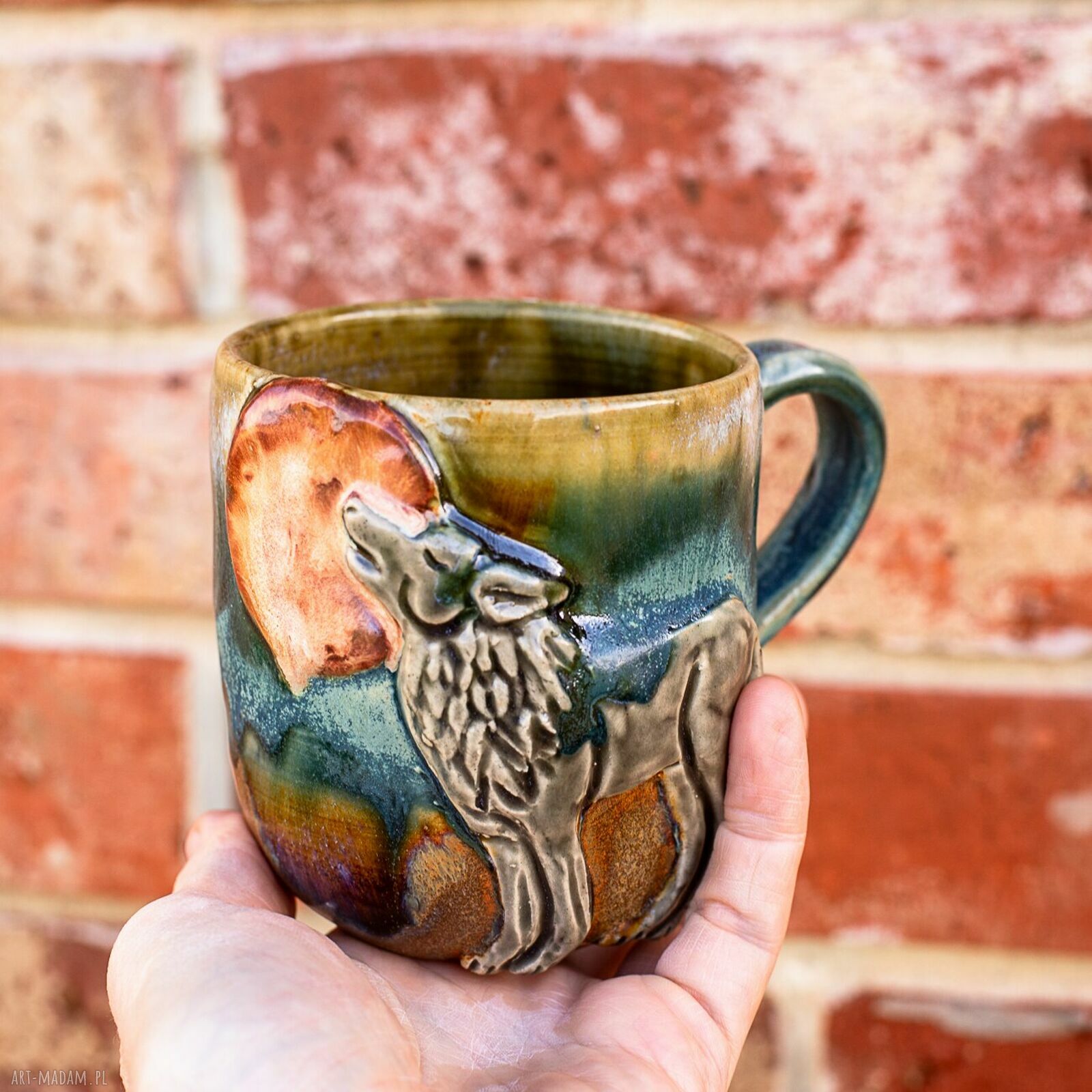 Handmade kubek ceramiczny z wilkiem - duży 400 ml Moss dla miłośnika lasu
