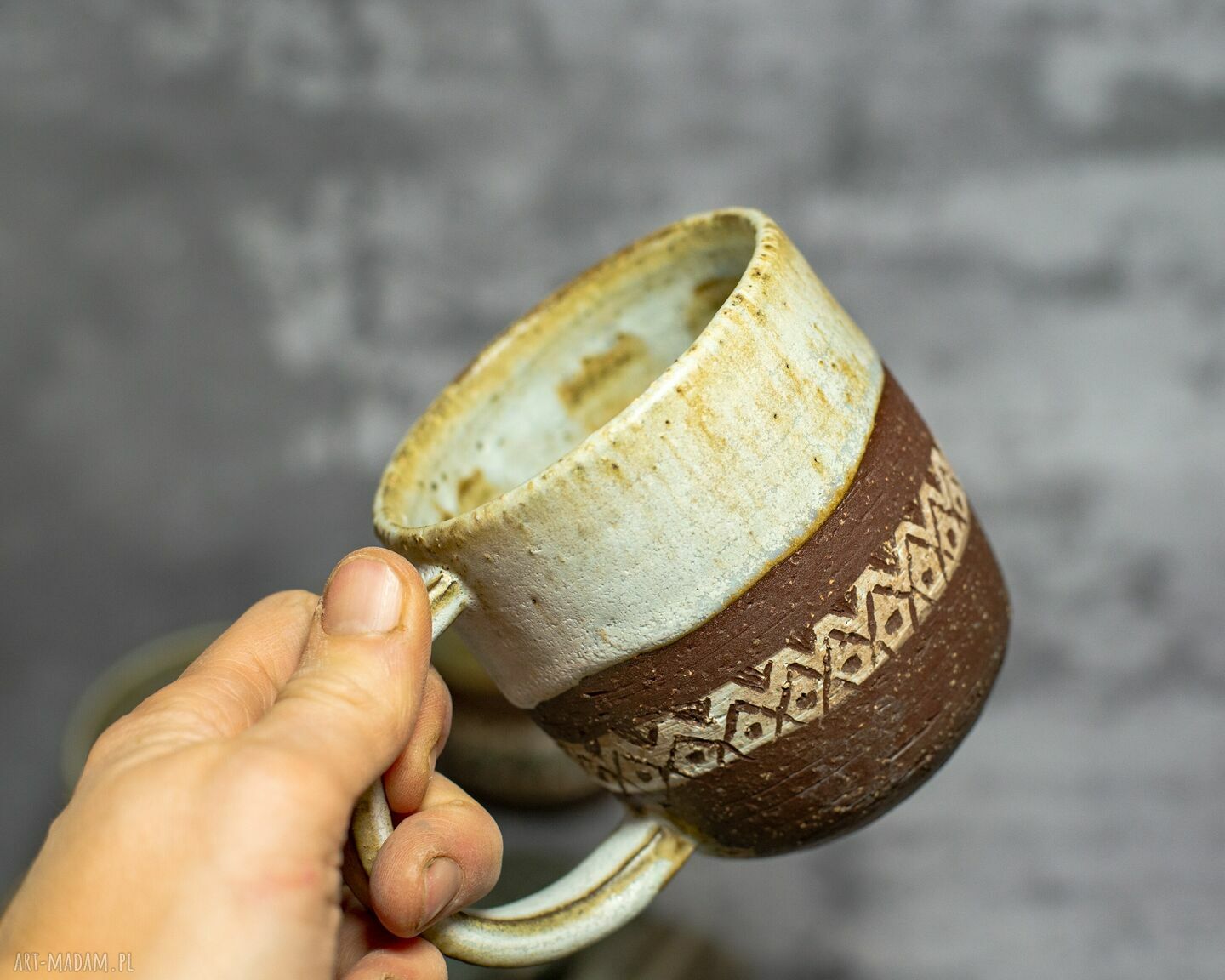 Handmade kubek ceramiczny 350 ml - etniczny grunge (brąz i beż)