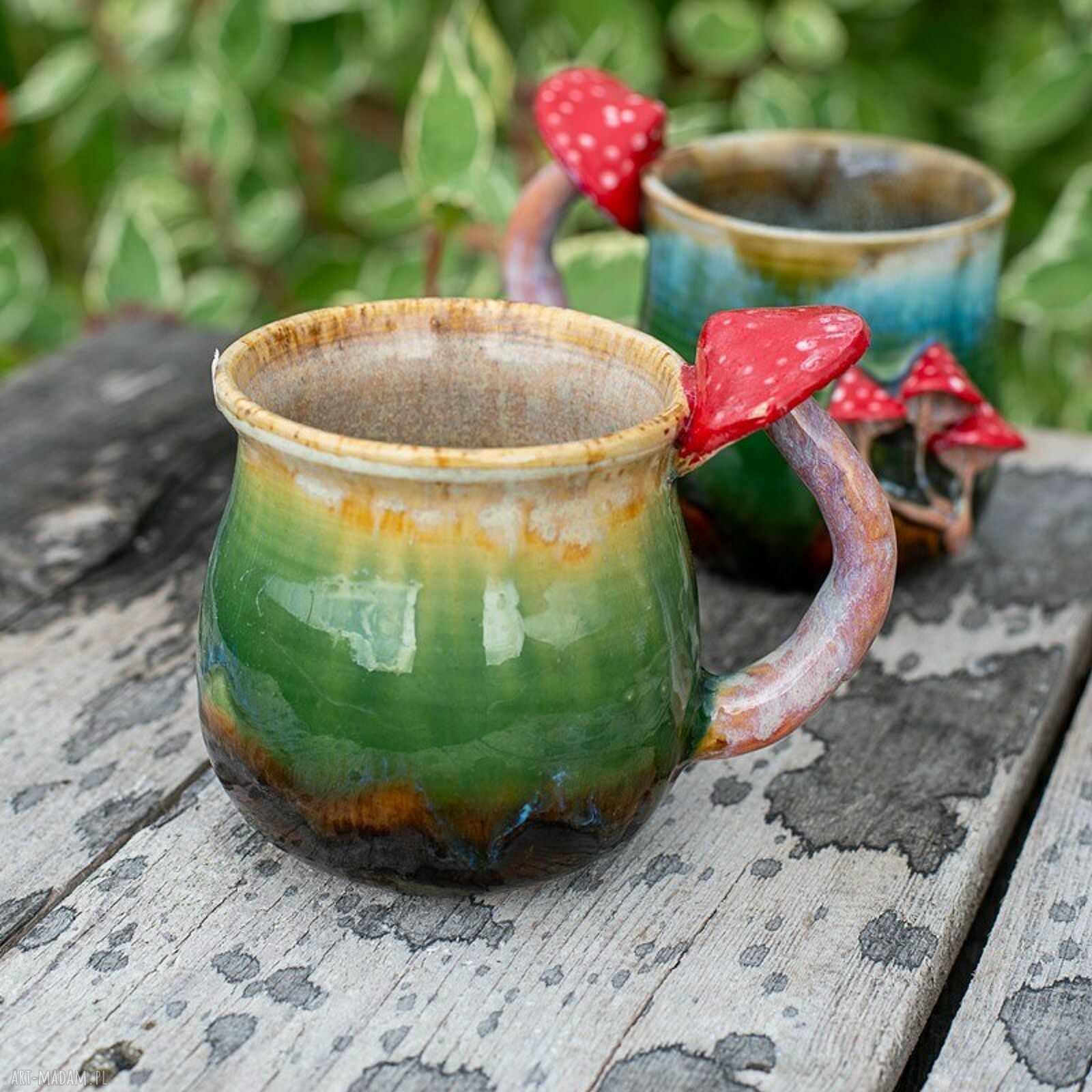 Turkusowy kubek ceramiczny z muchomorkiem - rękodzieło 450 ml