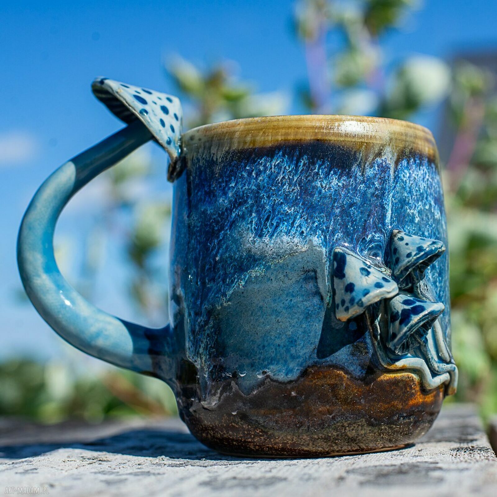 Kubek ceramiczny z muchomorkami - leśne rękodzieło 550 ml