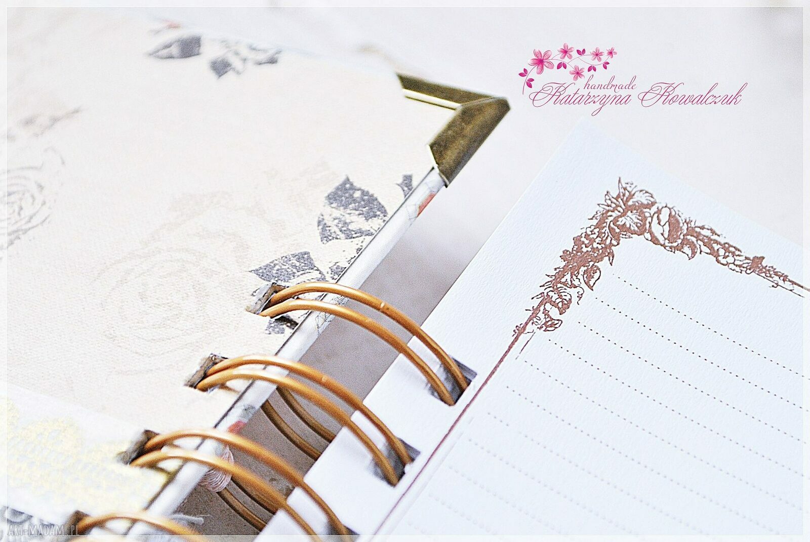 Przepiśnik Vintage - scrapbooking notes z koronką, wstążką i metalowymi narożnikami