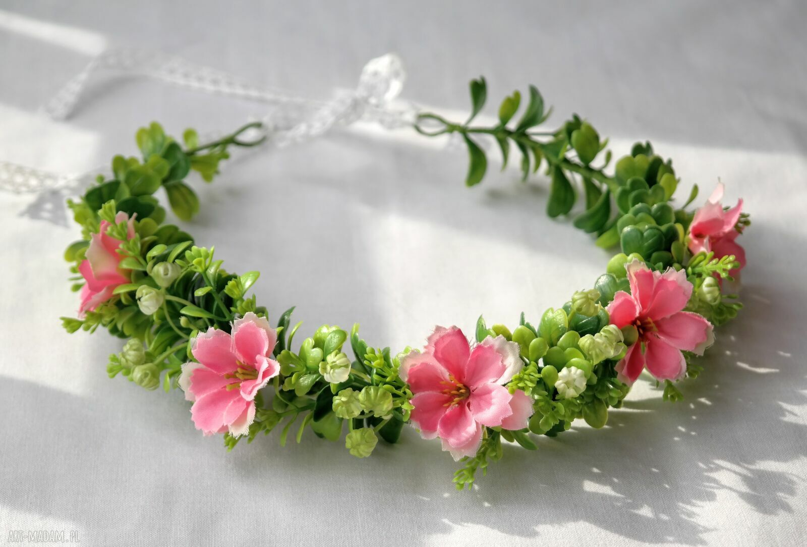 Wianek handmade „W zaczarowanym ogrodzie” - kwiatowa ozdoba do włosów w stylu boho