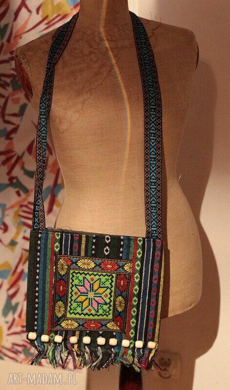 Kolorowa torebka na ramię z haftem Hmong - handmade 30x20 cm