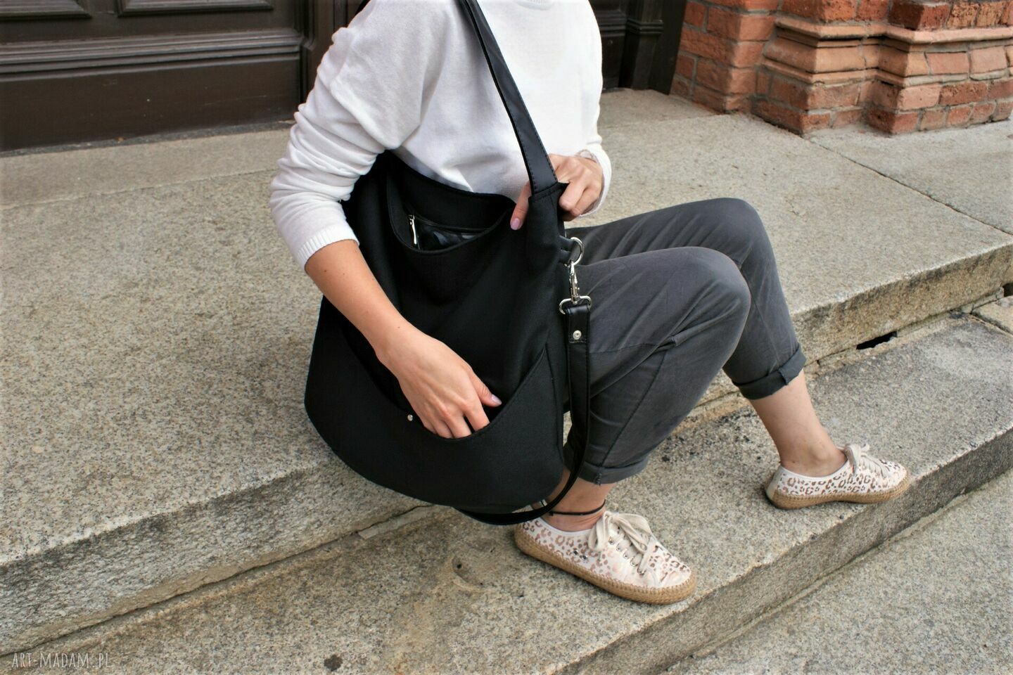 Workówka plecionka czerń vegan torebka boho hobo casual simple