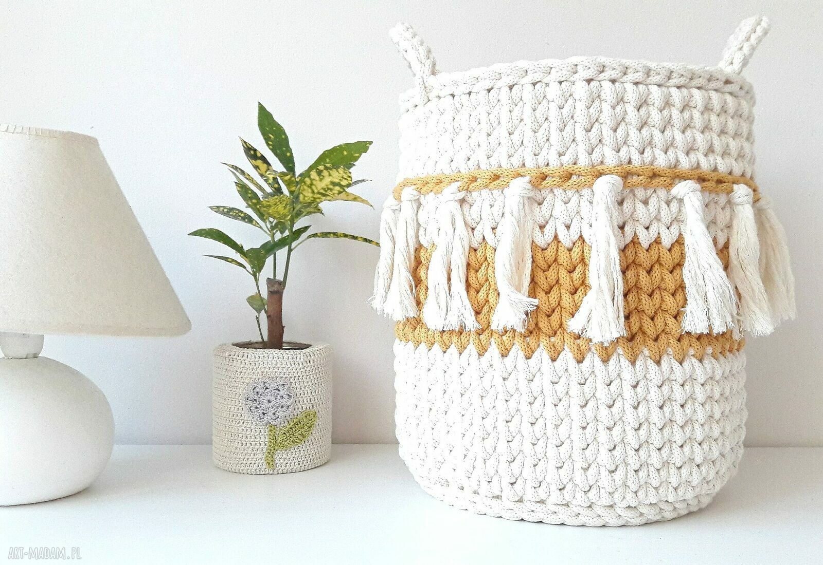 Kosz Hoho-Boho z frędzlami - boho osłonka handmade