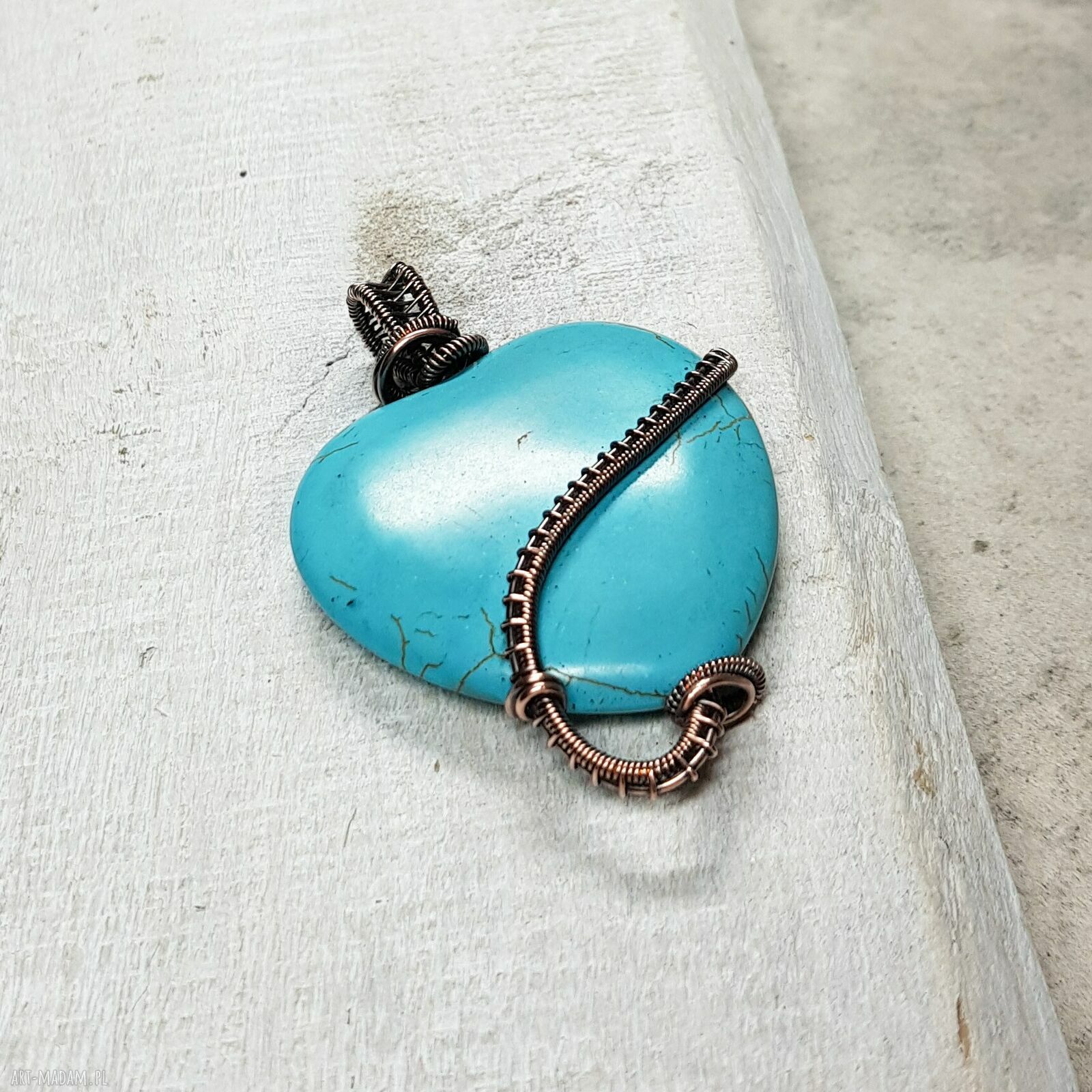 Howlit Serce M293 - turkusowy wisiorek wire wrapping z miedzi