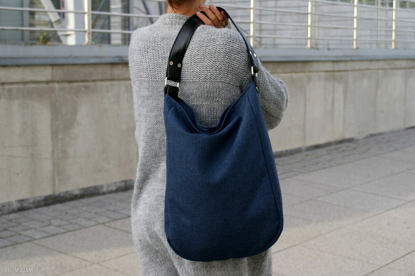 na ramię: IKS plecionka granat ręcznie robione