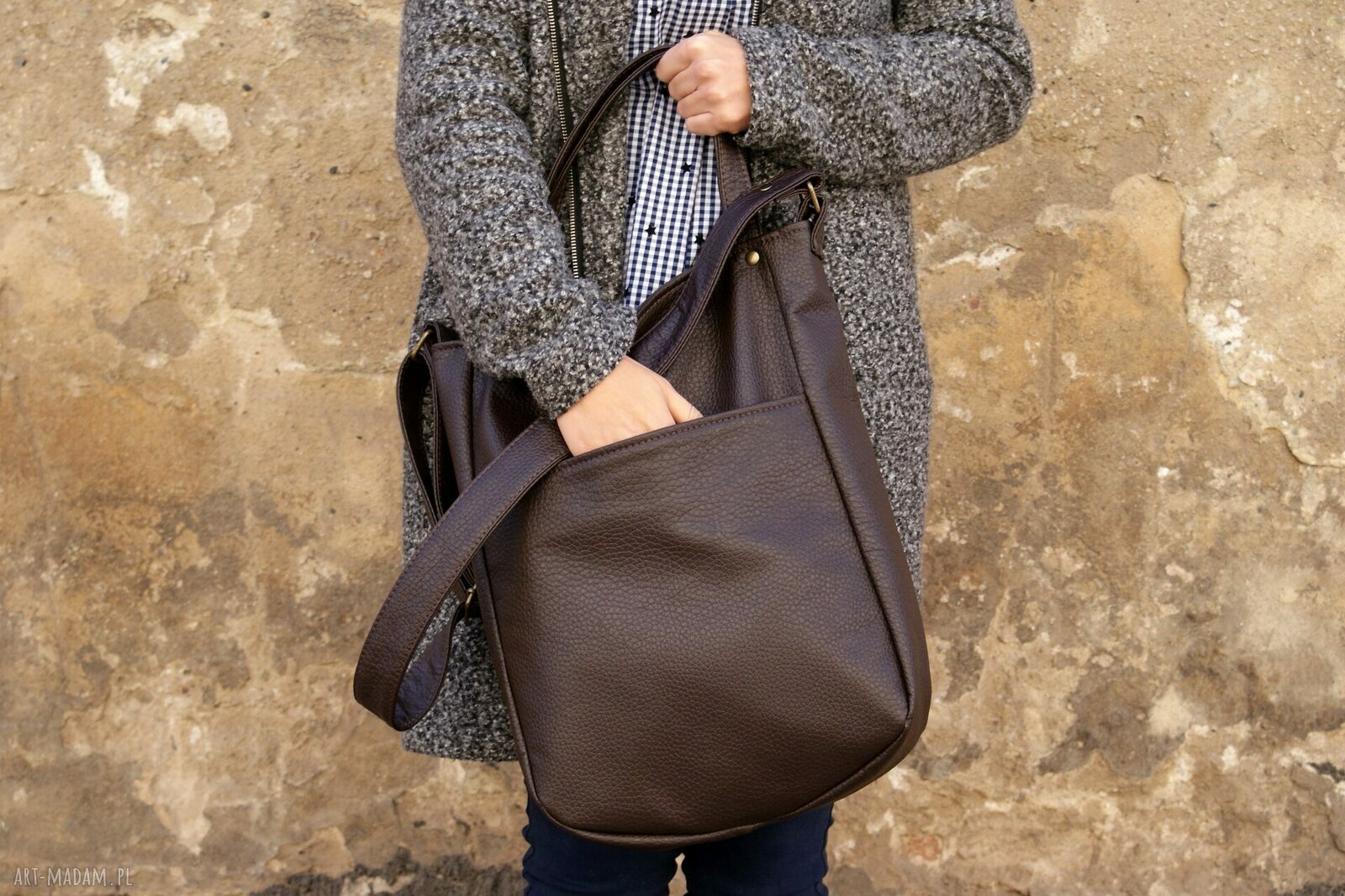 IKS pocket czekolada faktura Hand Made