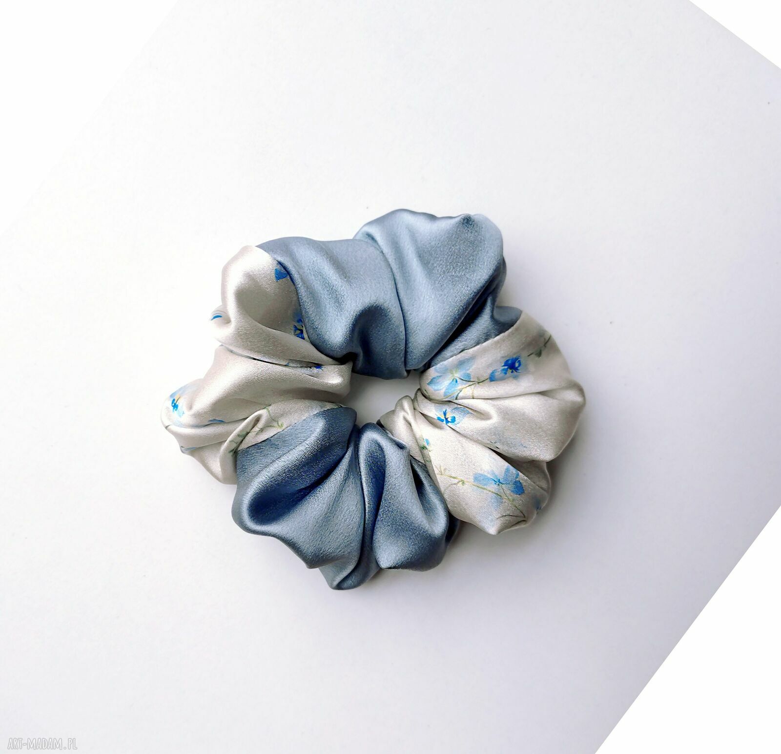 In blue 2 - zestaw jedwabnych scrunchie (3 sztuki) z naturalnego jedwabiu