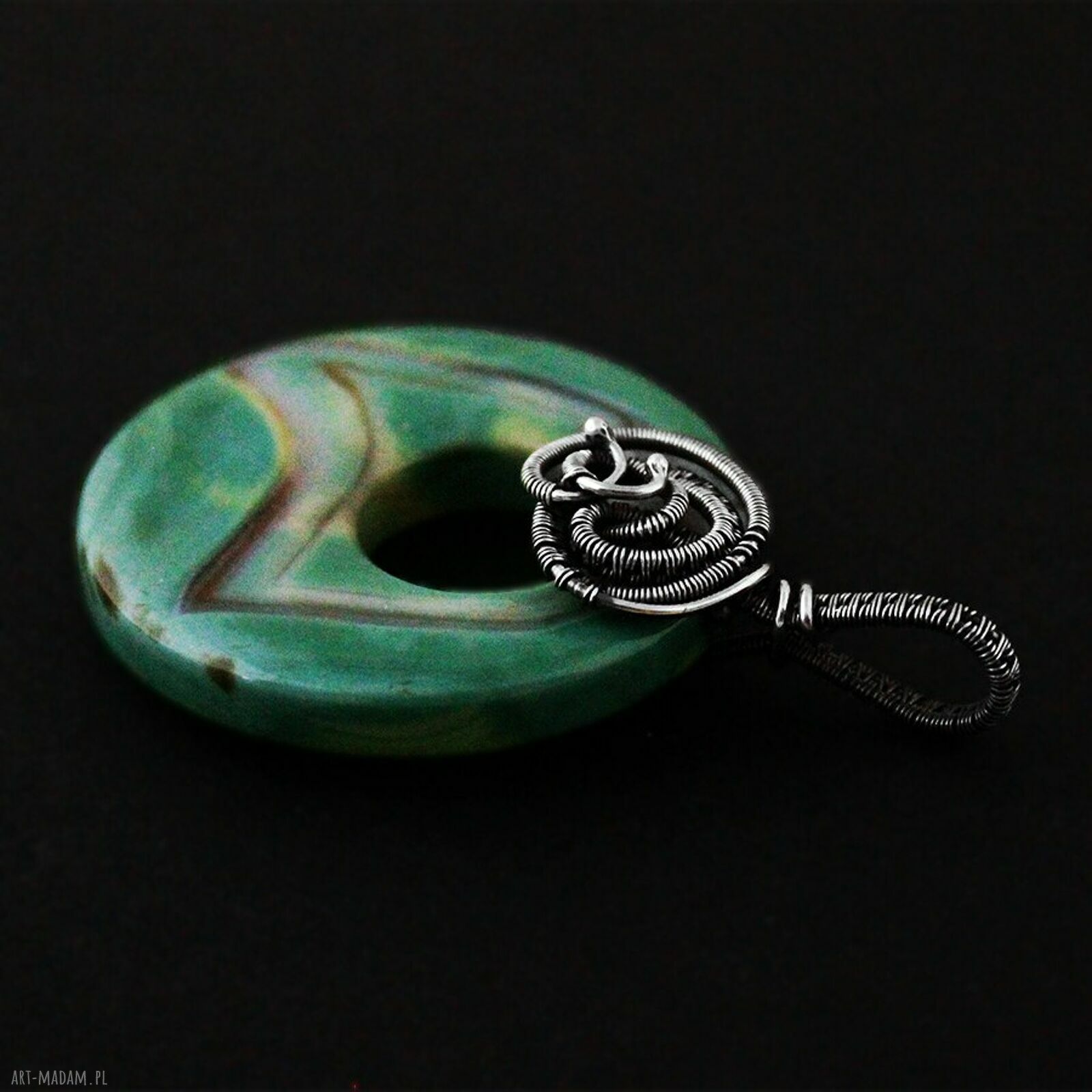 Ina - duży wisior wire-wrapping z zielonym agatem