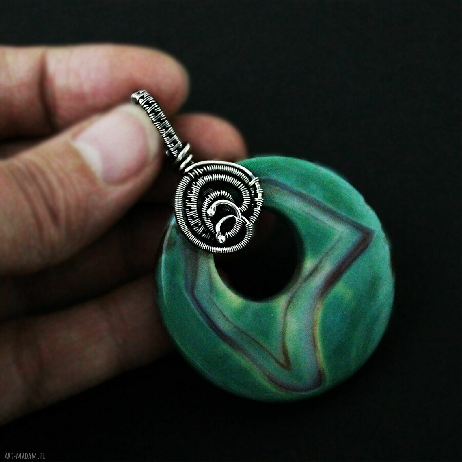 Ina - duży wisior wire-wrapping z zielonym agatem