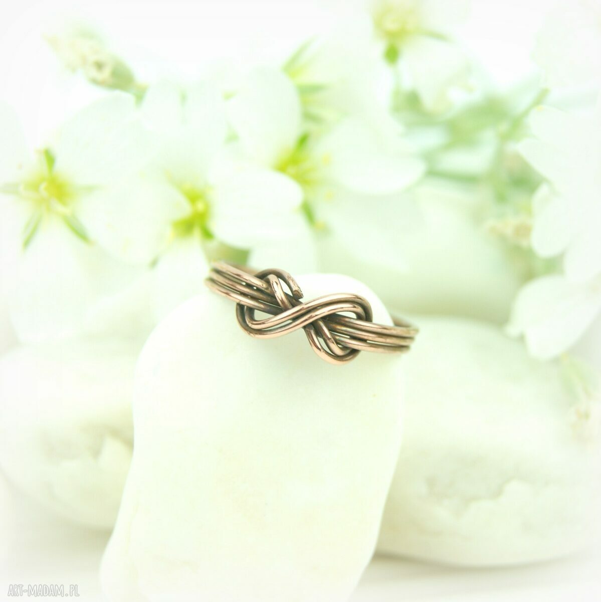 Infinity z miedzi - pierścionek wire wrapping dla niej (rozmiar 16)