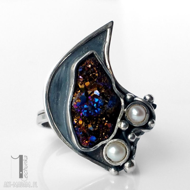 pierścionki: Invaerne I srebrny pierścionek z kwarcem tytanowym i perłą Handmade