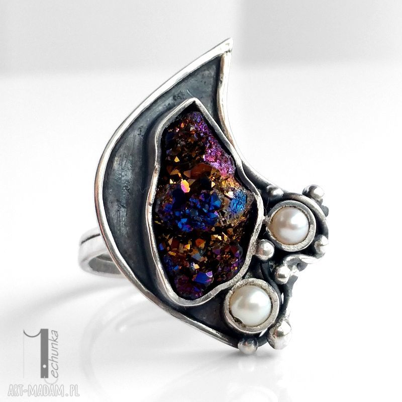 pierścionki: Invaerne I srebrny pierścionek z kwarcem tytanowym i perłą Handmade