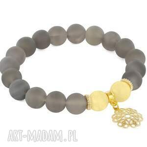 mat gray agate with honey jade & flower