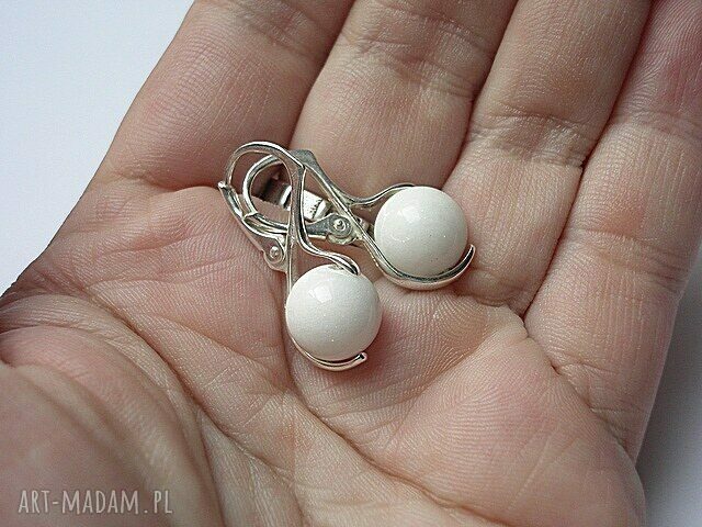 ALLOYS COLLECTION WHITE JADE handmade