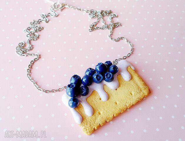 Jagodowy herbatnik - naszyjnik handmade z masy FIMO