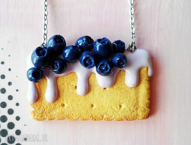 Jagodowy herbatnik - naszyjnik handmade z masy FIMO