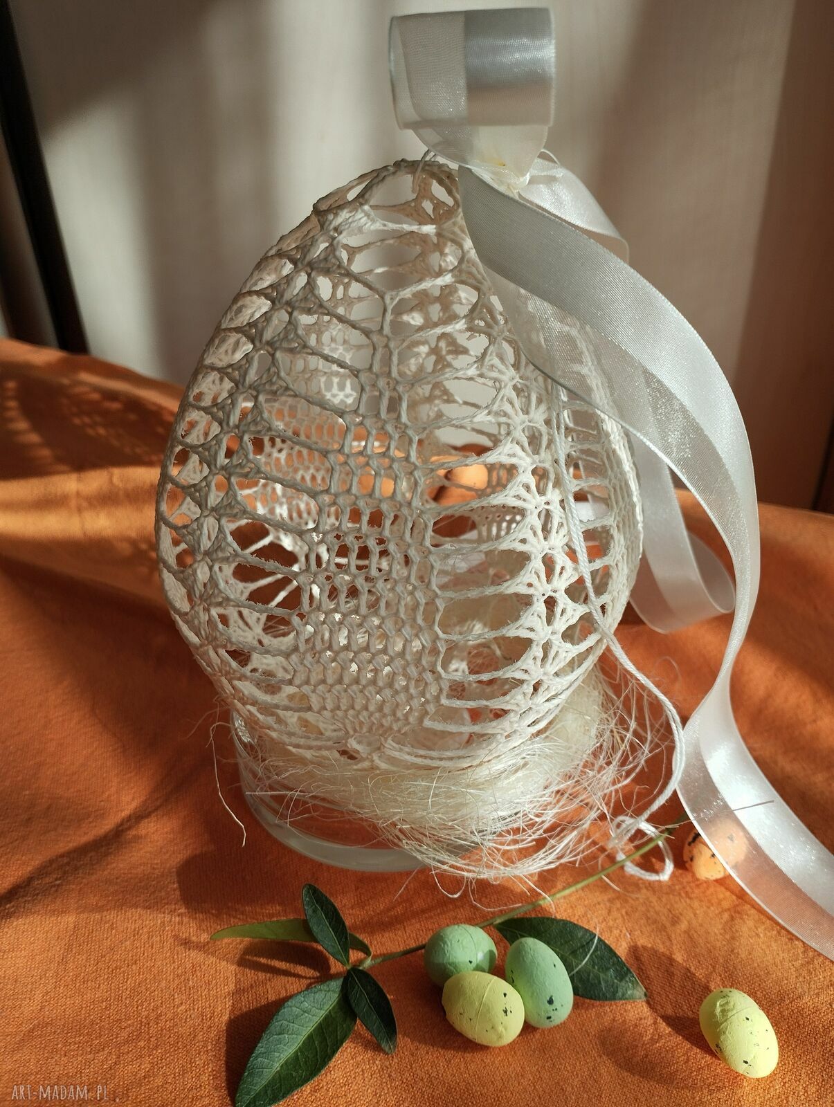 Białe jajko szydełkowe wielkanocne - ok. 20 cm