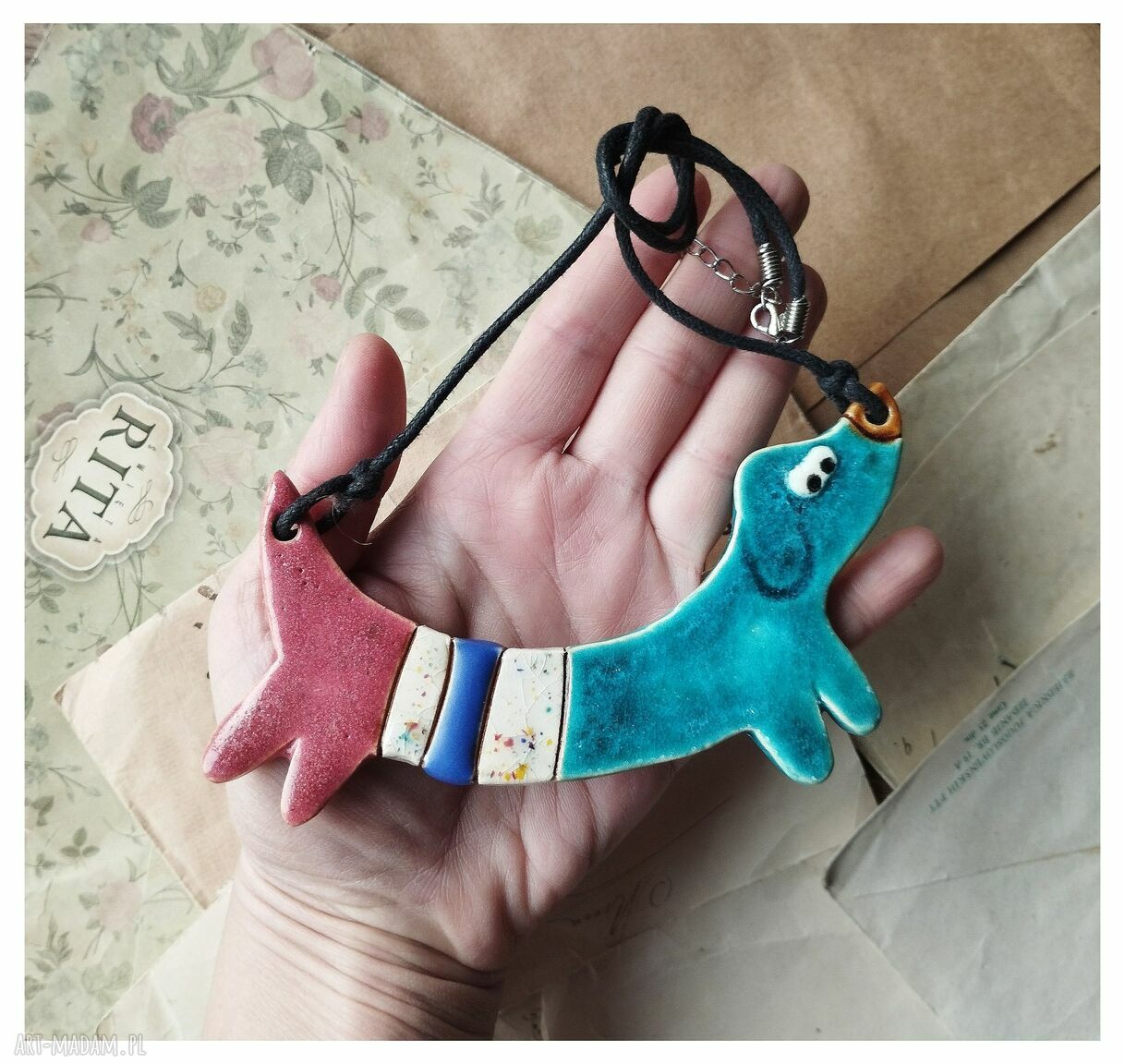 Jamniczek niebieski kolia z ceramiki - handmade dla fanek psów