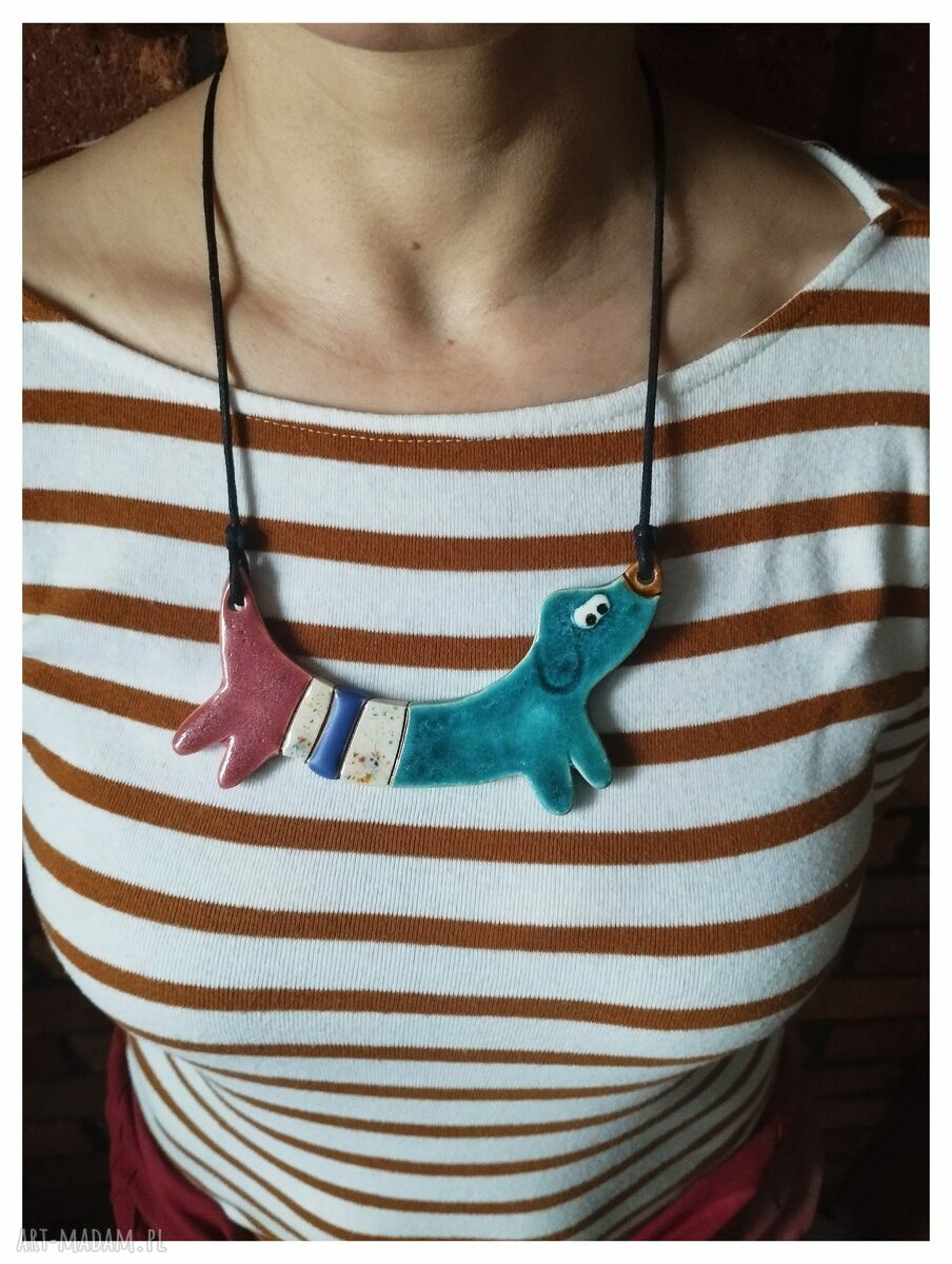 Jamniczek niebieski kolia z ceramiki - handmade dla fanek psów