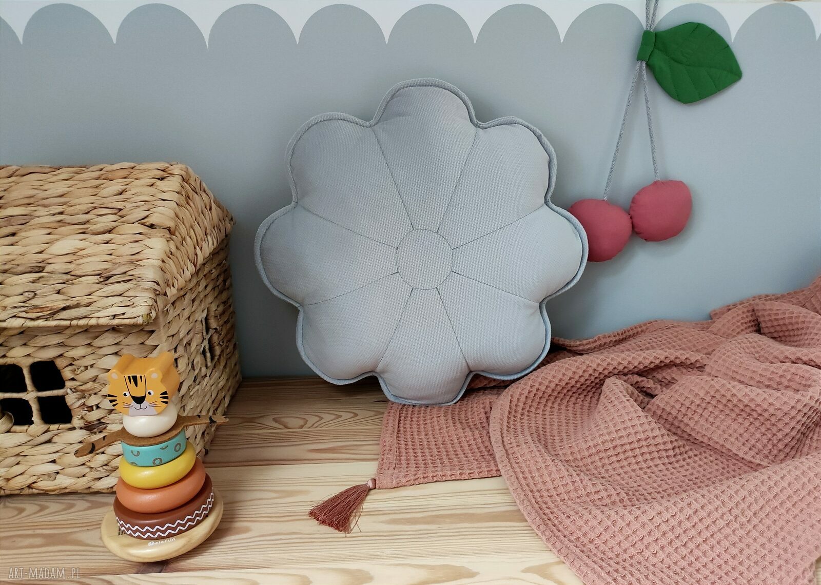 pokoik dziecka: Poduszka dekoracyjna kwiat Ręcznie zrobione